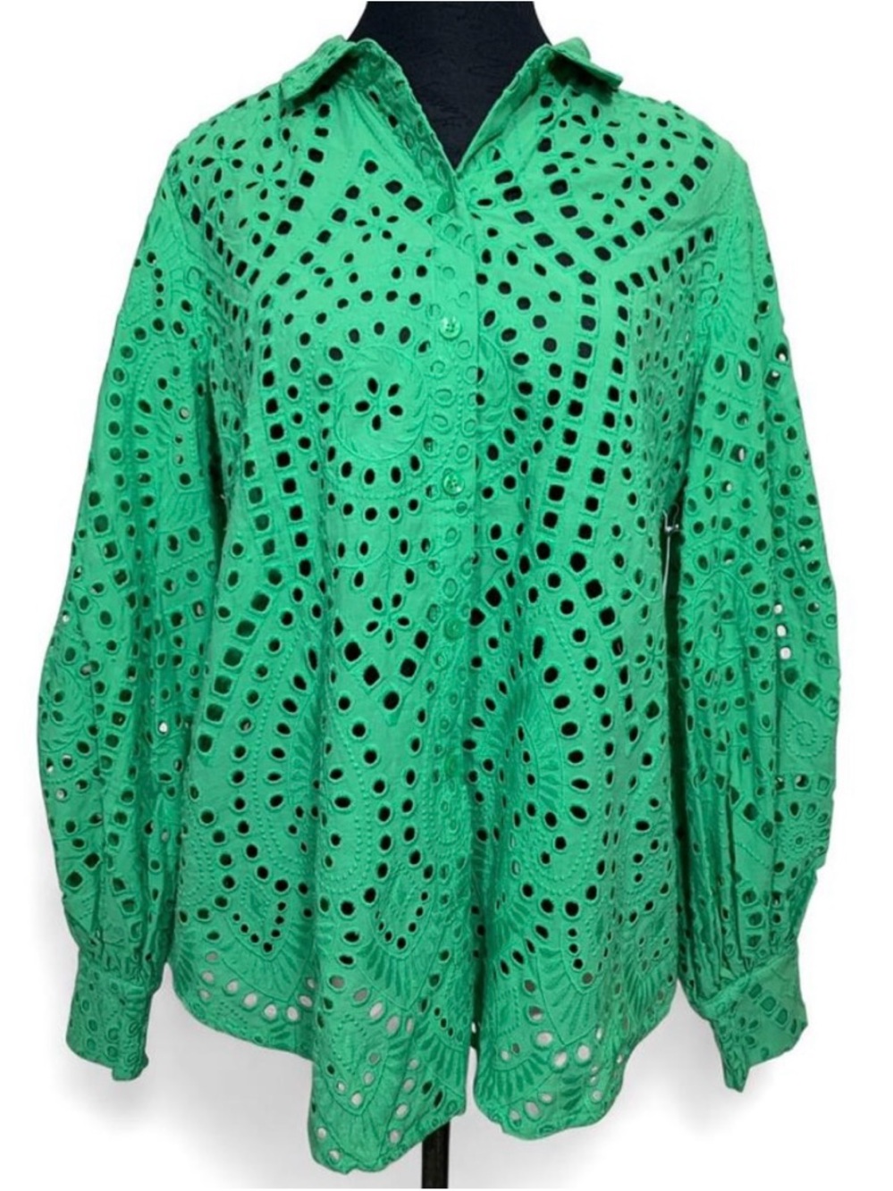 NWT Chico’s Vibrant Green Eyelet Billow Sleeve Button-Up Blouse Women’s Sz M